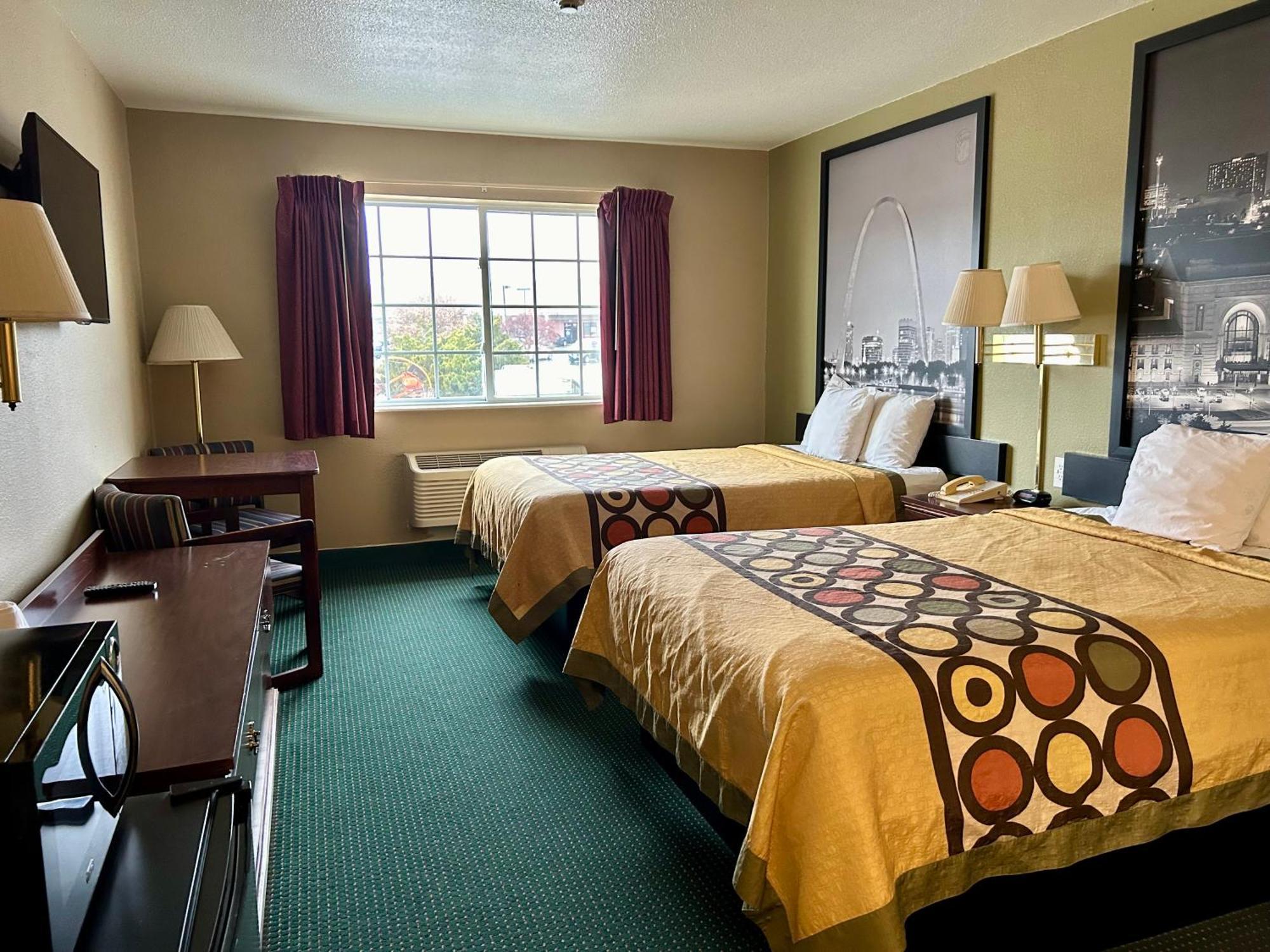 Super 8 By Wyndham Platte City Kansas City Area Exterior photo